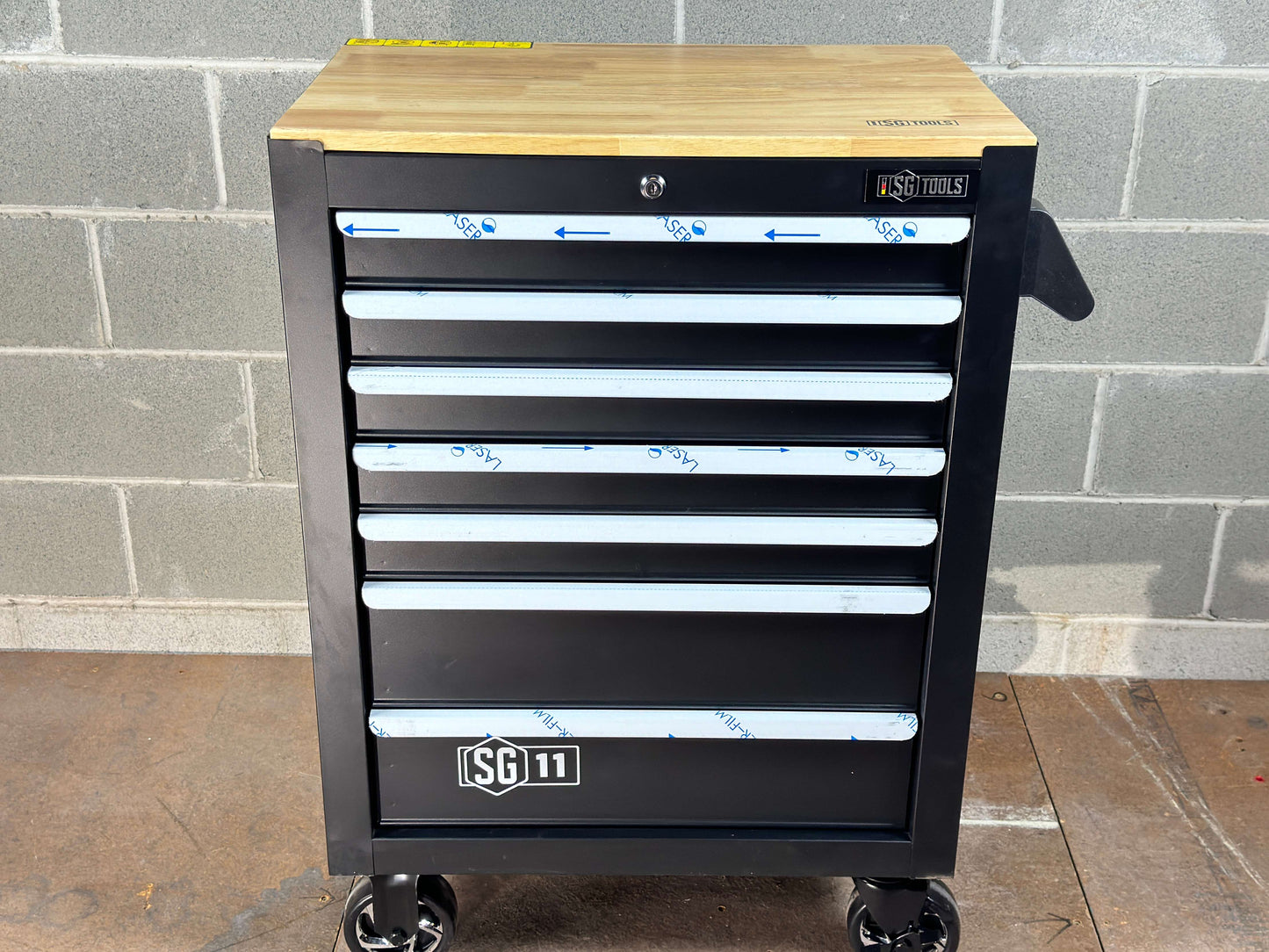 Heavy Duty 7 Drawer Tool Trolley Cabinet - 6 Trays of Professional Tools