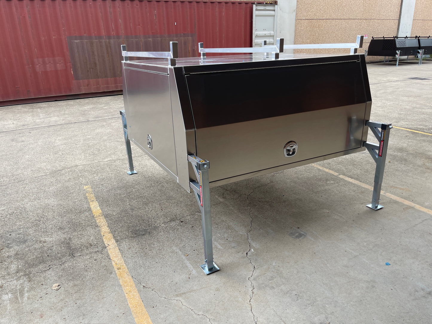 1800mm Canopy with 1/4 Dog Cage - Flat Alloy - Jack off with Legs - 2.5mm Marine Grade