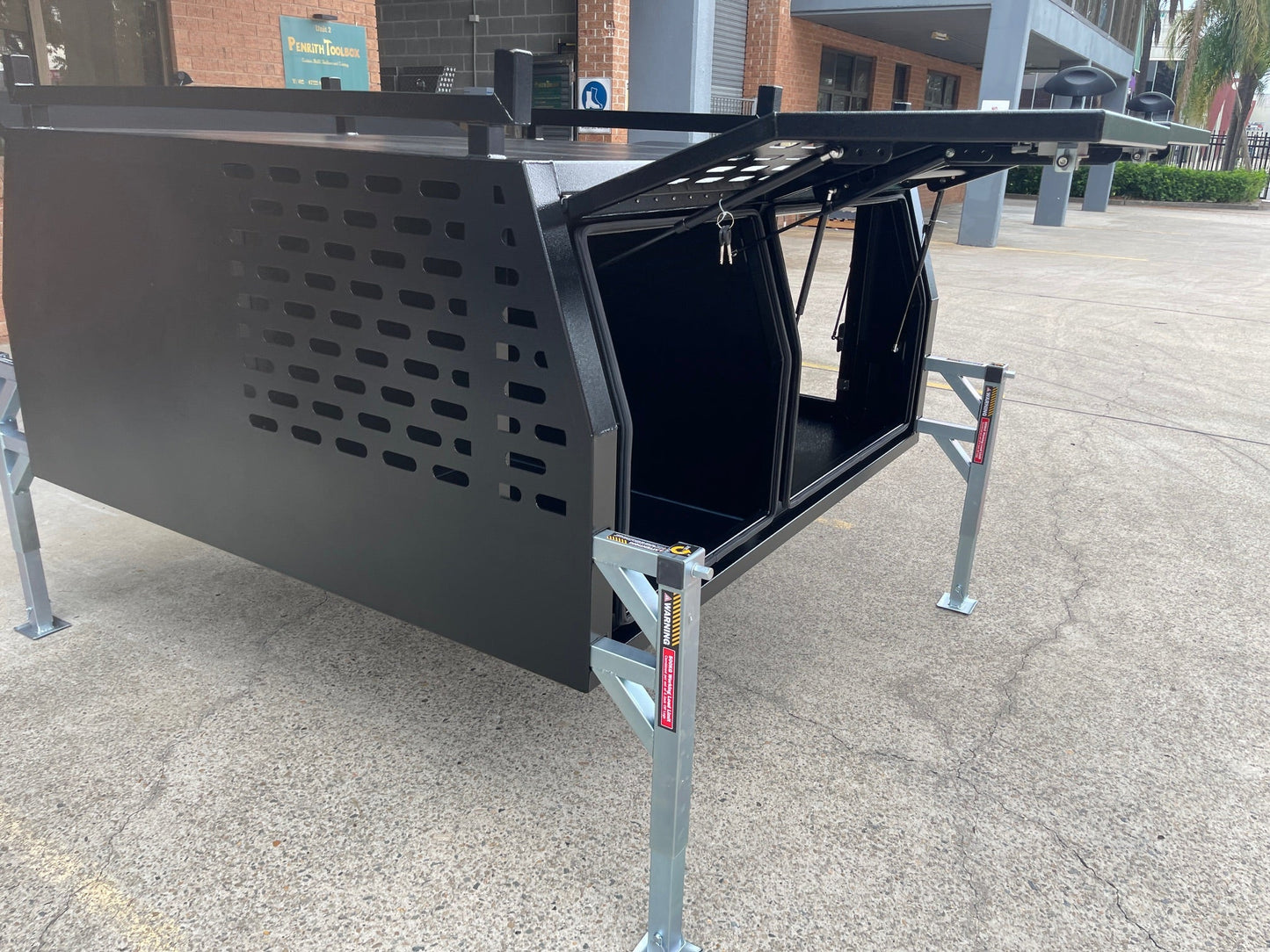 Black 1800mm Canopy with 1/4 Dog Cage - 4 Doors - Flat Alloy - Jack off with Legs - 2.5mm Marine Grade